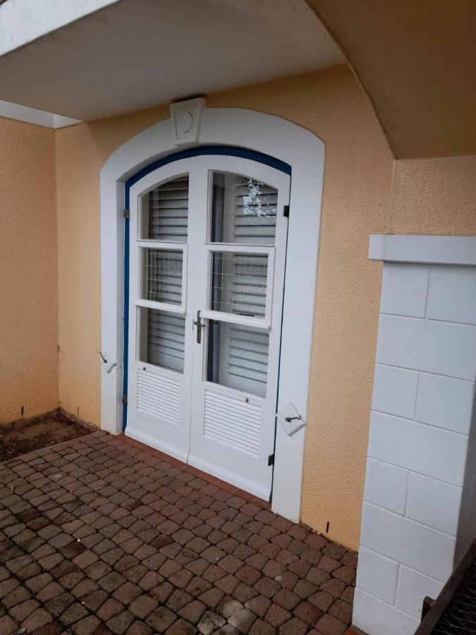 19 Montego Bay Caribbean Estate Apartment Port Edward Exterior photo